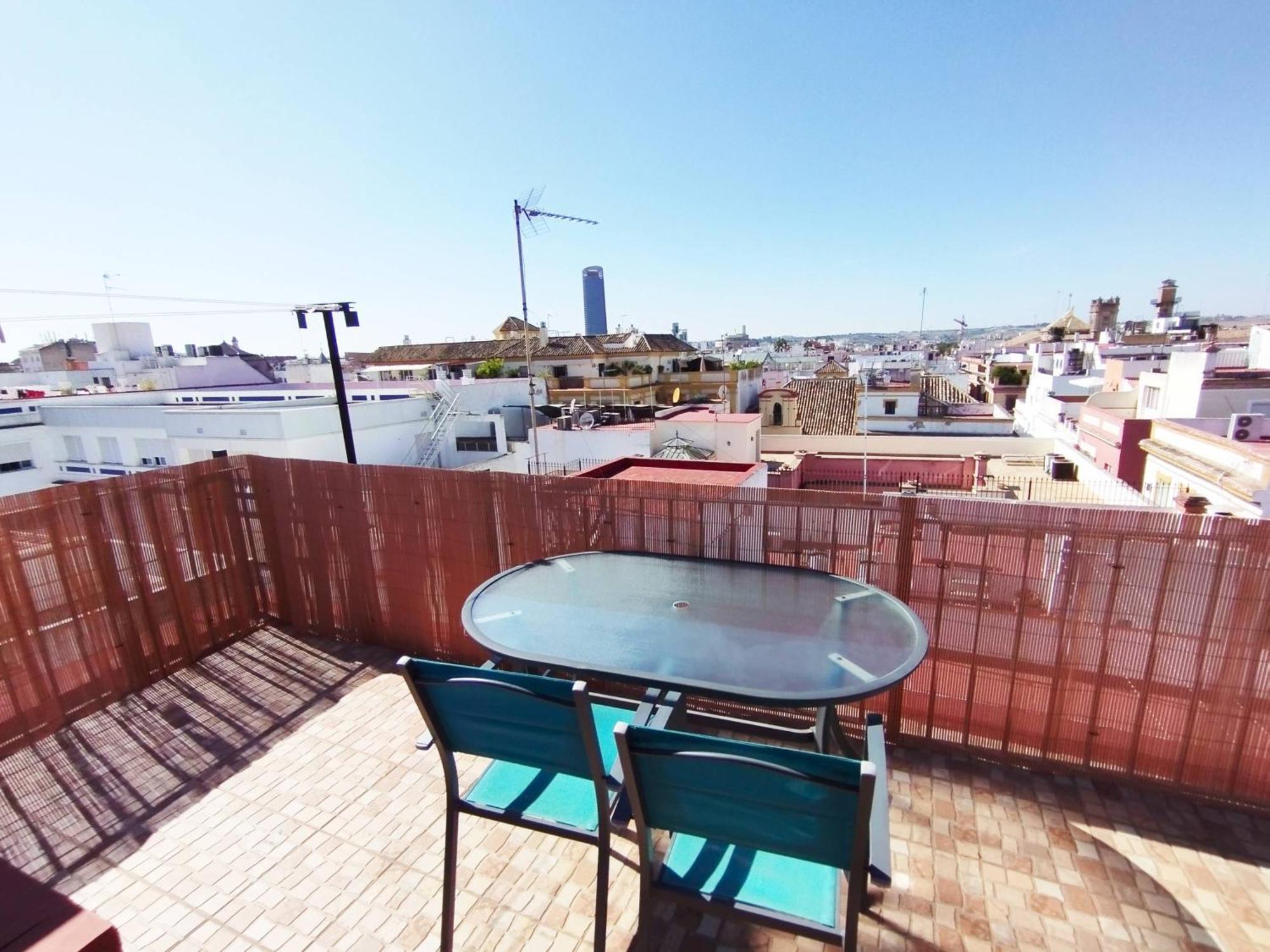 Casa Gavidia - Duplex With Panoramic View Appartement Sevilla Buitenkant foto